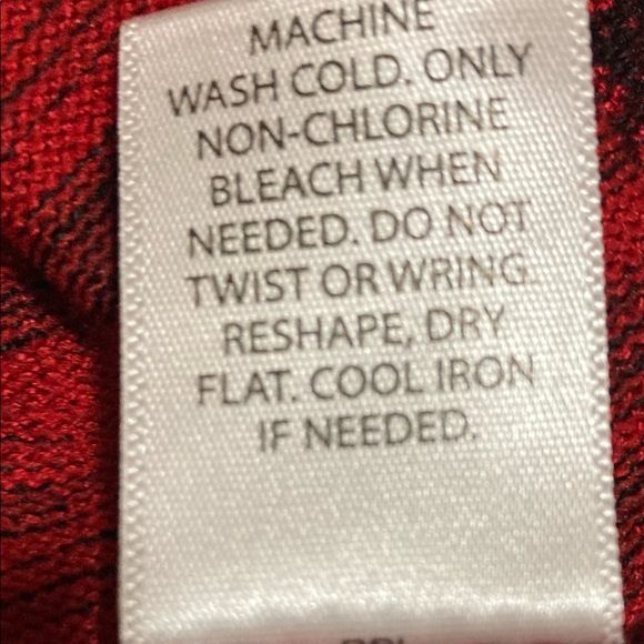 Candie’s Red Sweater Mini Dress— Size XS - Picture 6 of 9